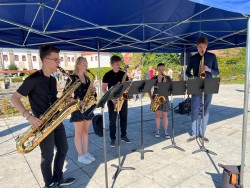 Saxofonové kvinteto na oslavách FOKUSu