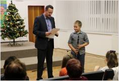 13. 12. 2016 - Vánoční koncert žáků J. Pelze a J. Ševčíka