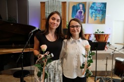 Absolventský koncert Natálie Chárové a Terezy Švarcové