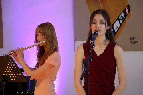 YIN & YANG Absolventský koncert Kateřiny Čermákové a Amélie Vlčkové