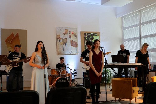 YIN & YANG Absolventský koncert Kateřiny Čermákové a Amélie Vlčkové