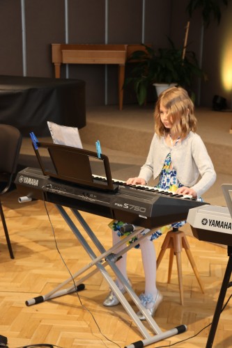 Koncert akordeonové a klávesové třídy Marcely Pechouškové a kytarové třídy Marka Kučery