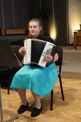 Koncert akordeonové a klávesové třídy Marcely Pechouškové a kytarové třídy Marka Kučery