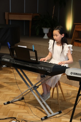 Koncert akordeonové a klávesové třídy Marcely Pechouškové a kytarové třídy Marka Kučery