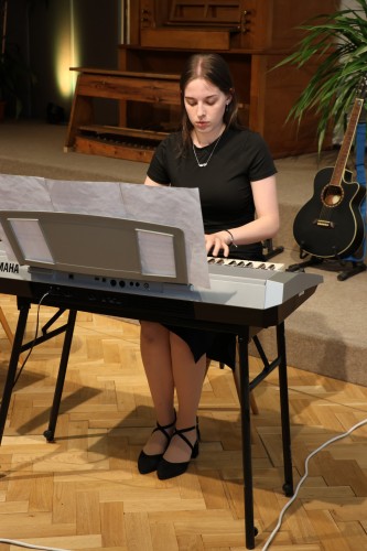 Koncert akordeonové a klávesové třídy Marcely Pechouškové a kytarové třídy Marka Kučery