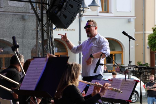 Večer s Jazzovou Farmou (vol. 61) OPEN AIR v rámci ZUŠ OPEN - hosté