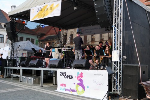 Večer s Jazzovou Farmou (vol. 61) OPEN AIR v rámci ZUŠ OPEN - JF