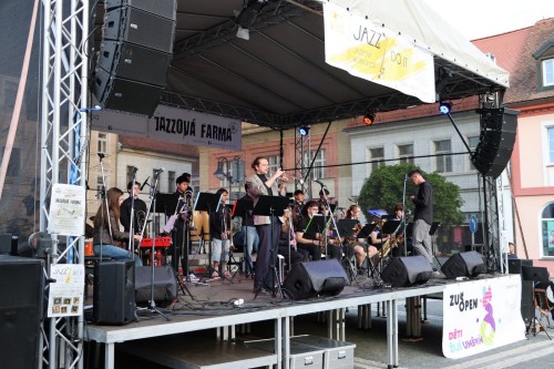 Večer s Jazzovou Farmou (vol. 61) OPEN AIR v rámci ZUŠ OPEN - JF