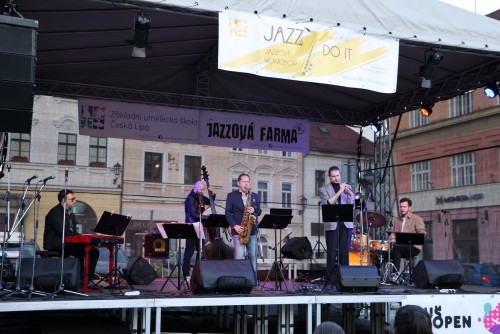 Večer s Jazzovou Farmou (vol. 61) OPEN AIR v rámci ZUŠ OPEN - Pavel Zlámal Sextet