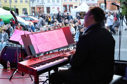 Večer s Jazzovou Farmou (vol. 61) OPEN AIR v rámci ZUŠ OPEN - Pavel Zlámal Sextet