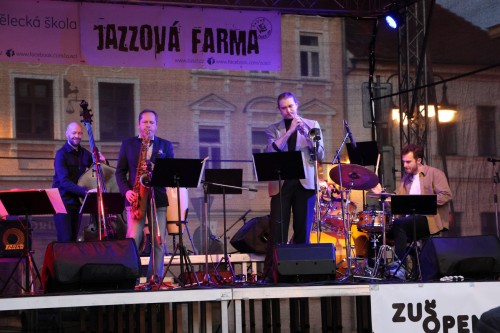 Večer s Jazzovou Farmou (vol. 61) OPEN AIR v rámci ZUŠ OPEN - Pavel Zlámal Sextet