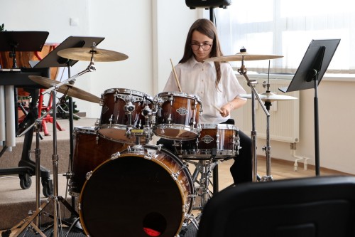 Absolventský koncert Natálie Chárové a Terezy Švarcové