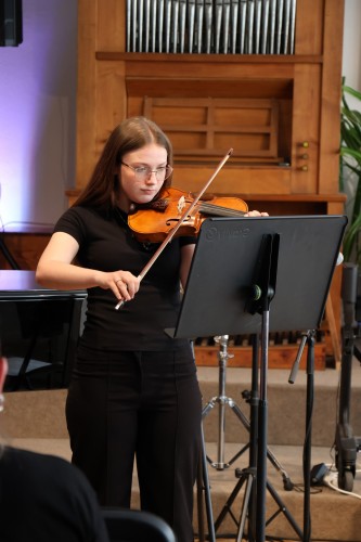 1. ABSOLVENTSKÝ KONCERT ŽÁKŮ