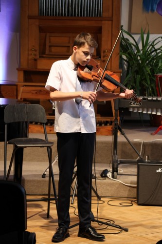 1. ABSOLVENTSKÝ KONCERT ŽÁKŮ