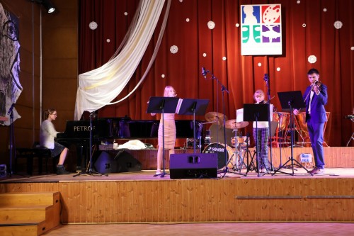 VÁNOČNÍ KONCERT ŽÁKŮ