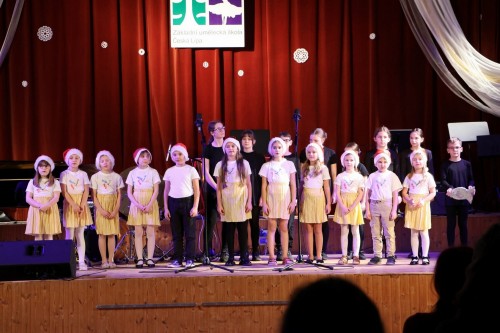 VÁNOČNÍ KONCERT ŽÁKŮ