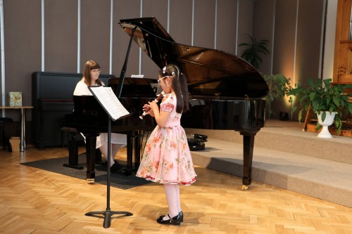 Koncert flétnové a klavírní třídy Adély Falkové