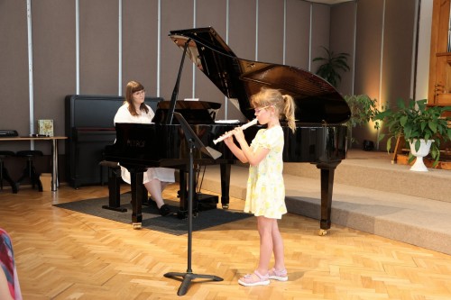 Koncert flétnové a klavírní třídy Adély Falkové