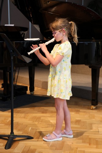 Koncert flétnové a klavírní třídy Adély Falkové