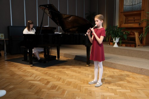 Koncert flétnové a klavírní třídy Adély Falkové