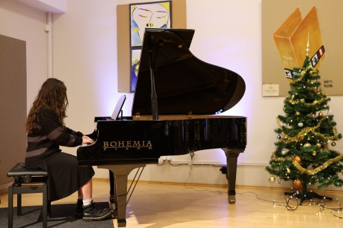 Vánoční koncert klavírní a varhanní třídy Jana Ševčíka a flétnové a klávesové třídy Zuzany Iljaševy