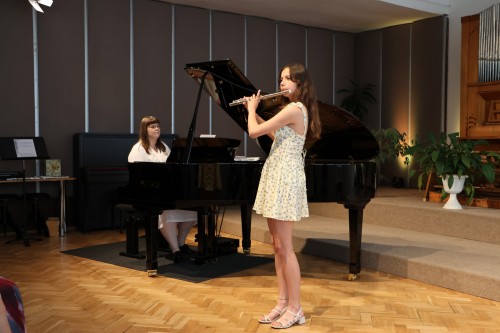 Koncert flétnové a klavírní třídy Adély Falkové