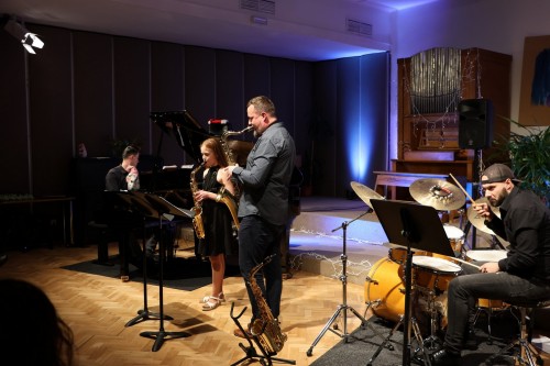 Vánoční koncert saxofonové a klarinetové třídy Josefa Pelze