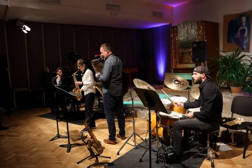 Vánoční koncert saxofonové a klarinetové třídy Josefa Pelze