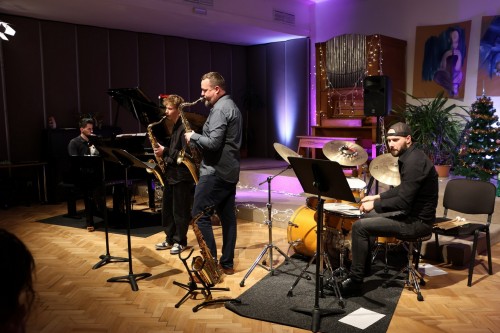 Vánoční koncert saxofonové a klarinetové třídy Josefa Pelze