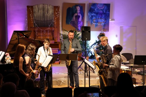 Vánoční koncert saxofonové a klarinetové třídy Josefa Pelze