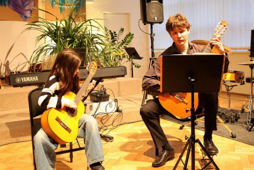 Koncert klavírní třídy Jana Zlatušky a violoncellové a kytarové třídy Antonína Palduse