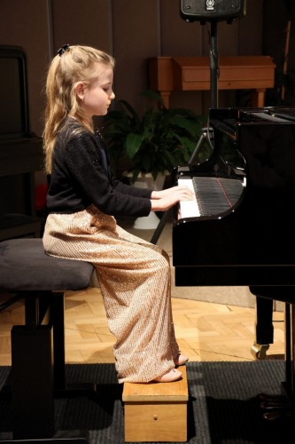 Koncert klavírní třídy Jana Zlatušky a violoncellové a kytarové třídy Antonína Palduse