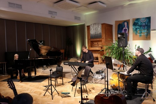 Koncert klavírní třídy Jana Zlatušky a violoncellové a kytarové třídy Antonína Palduse