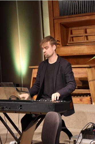 Koncert klavírní třídy Jana Zlatušky a violoncellové a kytarové třídy Antonína Palduse