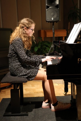 Koncert klavírní třídy Jana Zlatušky a violoncellové a kytarové třídy Antonína Palduse