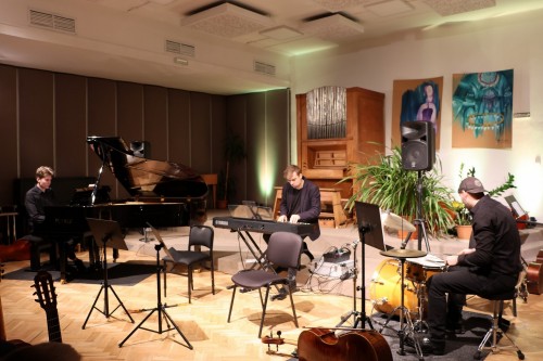 Koncert klavírní třídy Jana Zlatušky a violoncellové a kytarové třídy Antonína Palduse