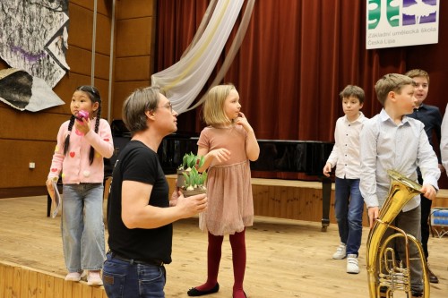 5. koncert žesťových tříd