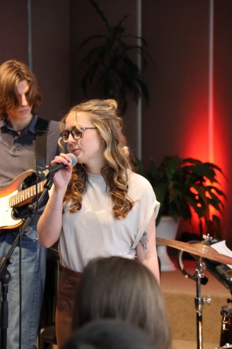 Výchovný koncert kapely TRIP a výtvarné dílny pro ZŠ