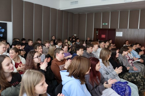 Výchovný koncert kapely TRIP a výtvarné dílny pro ZŠ