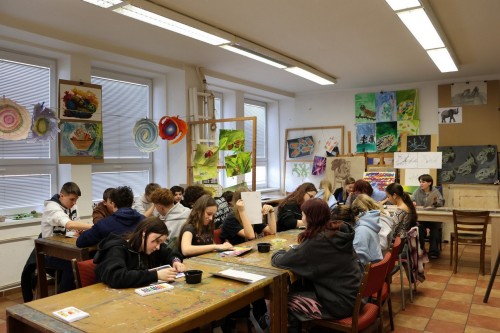 Výchovný koncert kapely TRIP a výtvarné dílny pro ZŠ