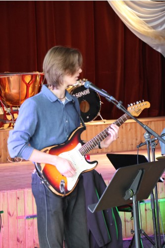 Výchovný koncert kapely TRIP a výtv. dílny pro ZŠ