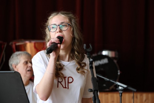 Výchovný koncert kapely TRIP a výtv. dílny pro ZŠ