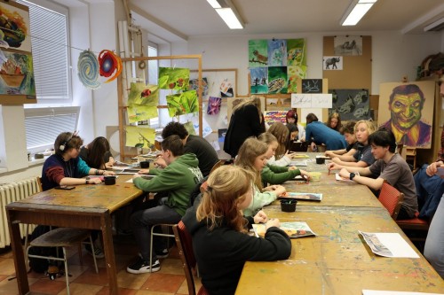 Výchovný koncert kapely TRIP a výtv. dílny pro ZŠ