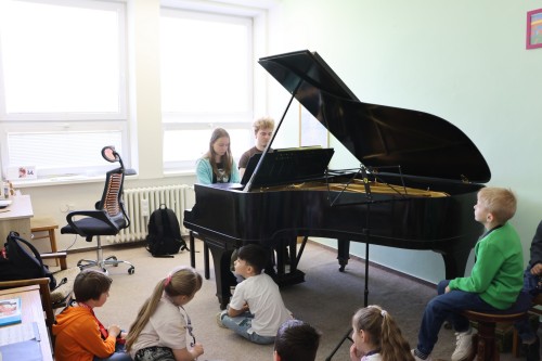 ZUŠBERK - zábavná prohlídka ZUŠ pro školy