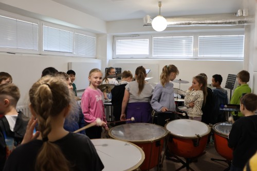 ZUŠBERK - zábavná prohlídka ZUŠ pro školy