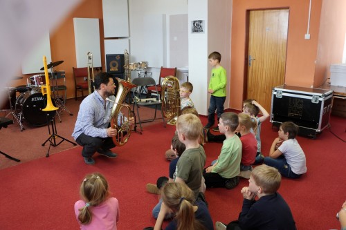 ZUŠBERK - zábavná prohlídka ZUŠ pro školy