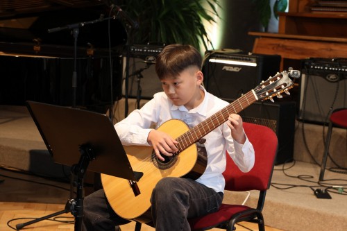 DUBNOVÝ KONCERT ŽÁKŮ