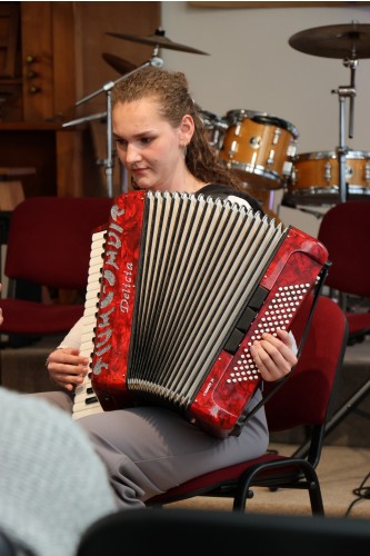 DUBNOVÝ KONCERT ŽÁKŮ