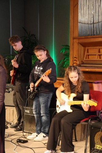 DUBNOVÝ KONCERT ŽÁKŮ