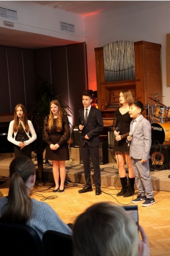 DUBNOVÝ KONCERT ŽÁKŮ